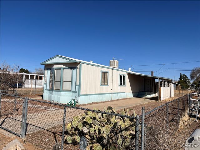 2735 E Suffock Avenue, Kingman, AZ 86409