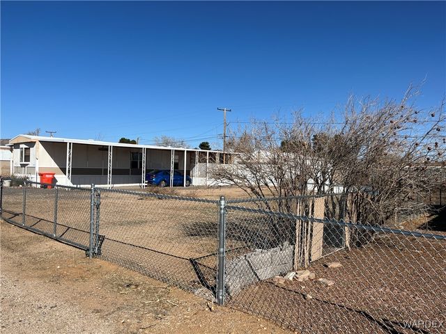 2735 E Suffock Avenue, Kingman, AZ 86409
