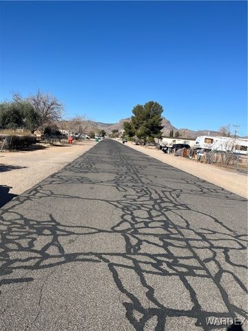 2735 E Suffock Avenue, Kingman, AZ 86409