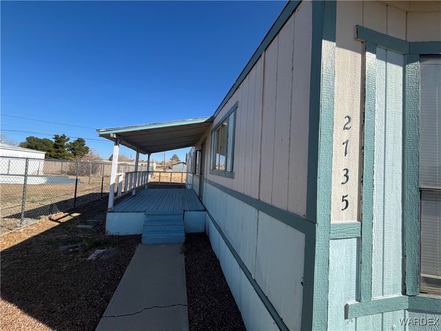 2735 E Suffock Avenue, Kingman, AZ 86409