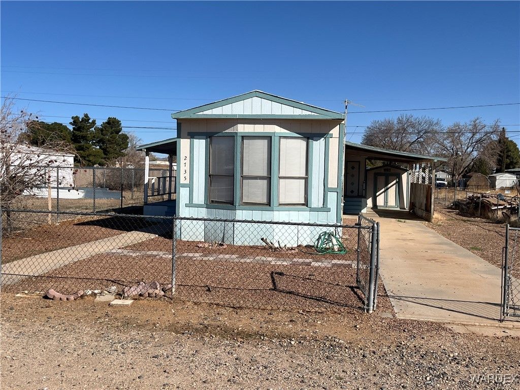 2735 E Suffock Avenue, Kingman, AZ 86409