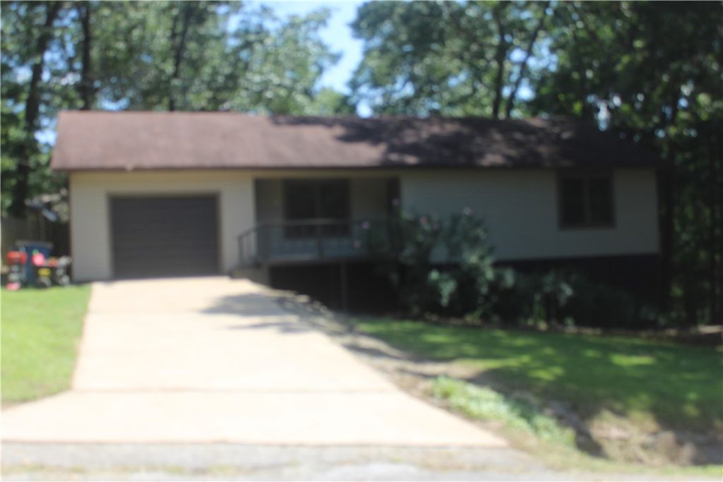 7 Coniston Lane, Bella Vista, AR 72714