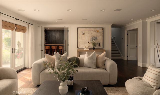 2 Royal Saint George Road, Newport Beach, CA 92660