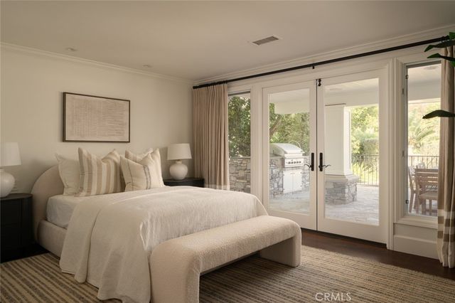 2 Royal Saint George Road, Newport Beach, CA 92660