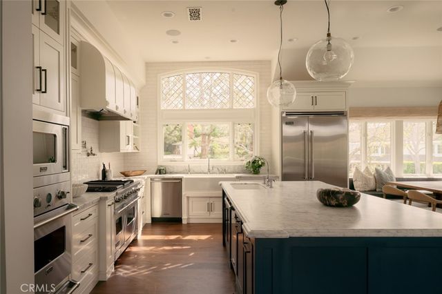 2 Royal Saint George Road, Newport Beach, CA 92660