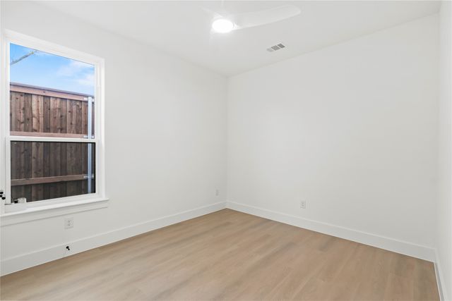 459 Hart Street, Dallas, TX 75203