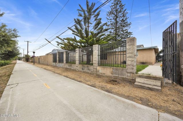 981 Evergreen Lane, Port Hueneme, CA 93041