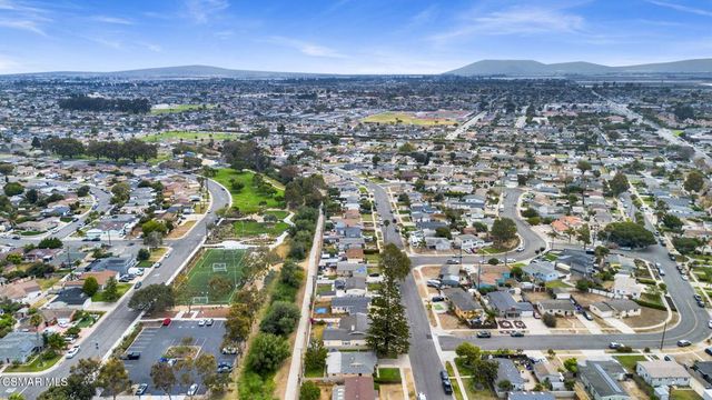 981 Evergreen Lane, Port Hueneme, CA 93041