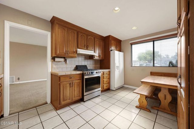981 Evergreen Lane, Port Hueneme, CA 93041