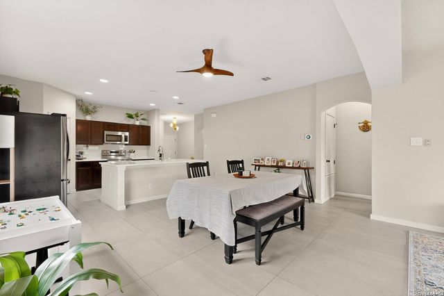 4815 Badland Beacon, Converse, TX 78109