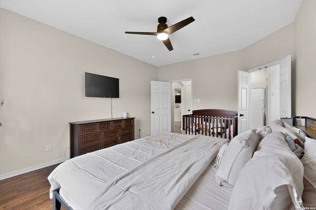 4815 Badland Beacon, Converse, TX 78109