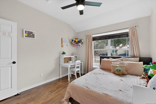 4815 Badland Beacon, Converse, TX 78109