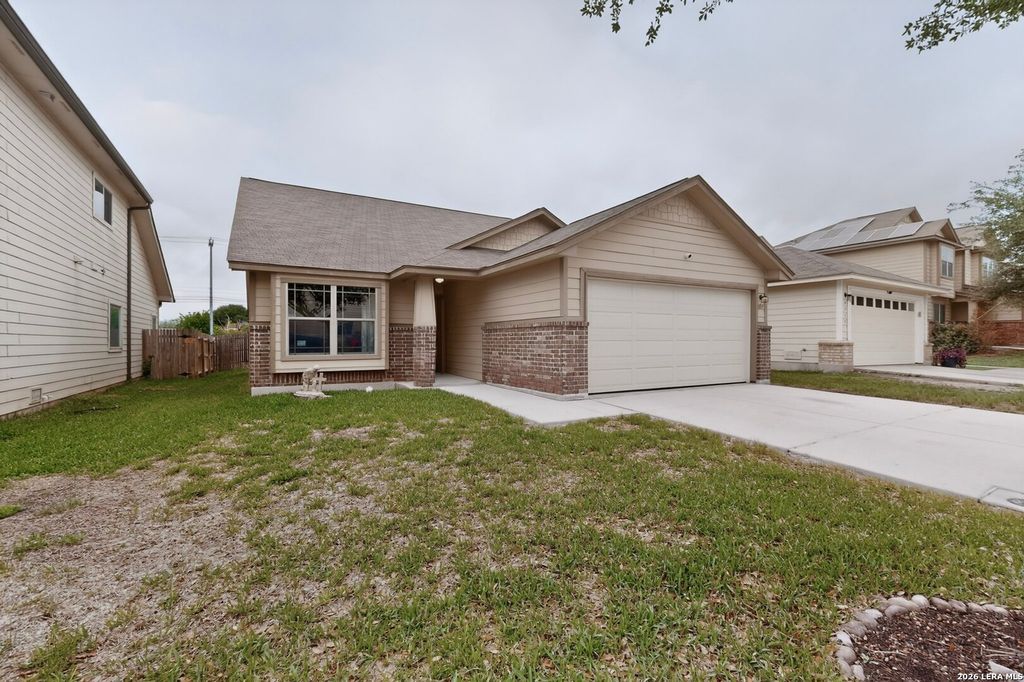 4815 Badland Beacon, Converse, TX 78109
