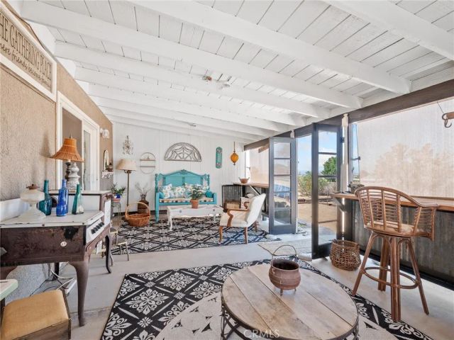 16986 Ouray Road, Apple Valley, CA 92307