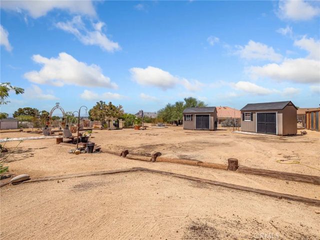 16986 Ouray Road, Apple Valley, CA 92307