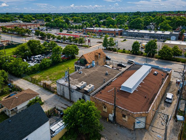6915 S Ashland Avenue, Chicago, IL 60636