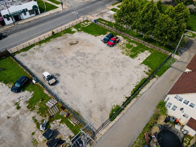 6915 S Ashland Avenue, Chicago, IL 60636