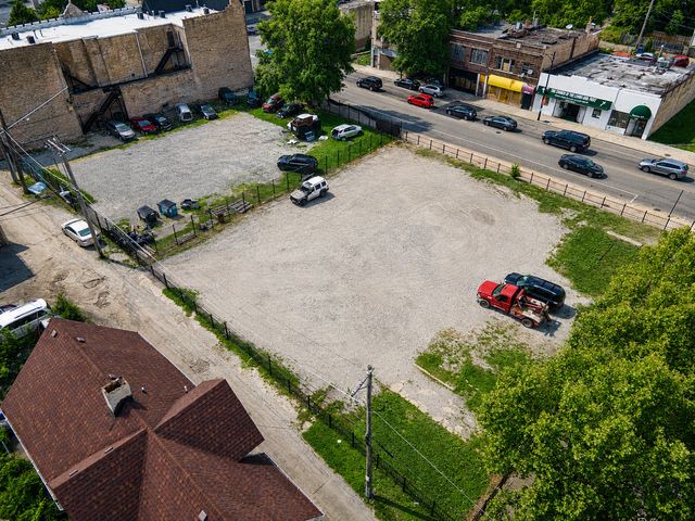 6915 S Ashland Avenue, Chicago, IL 60636