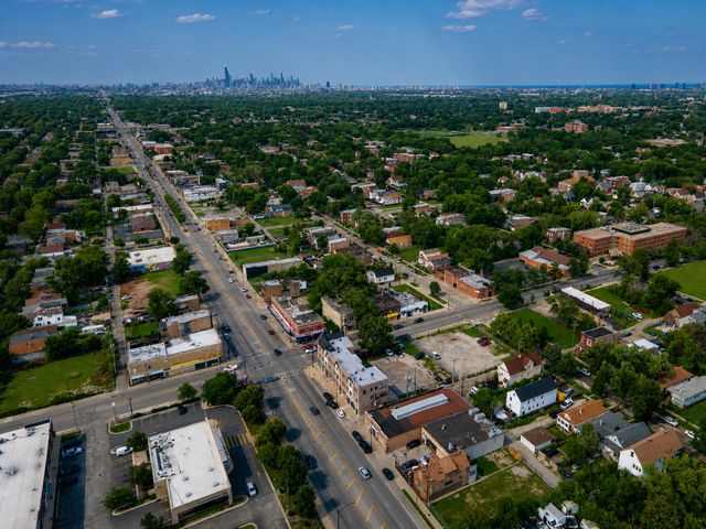 6915 S Ashland Avenue, Chicago, IL 60636