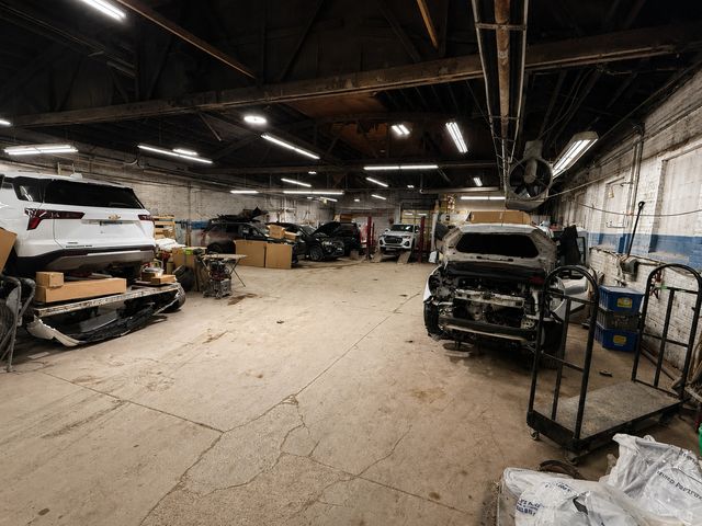 6915 S Ashland Avenue, Chicago, IL 60636