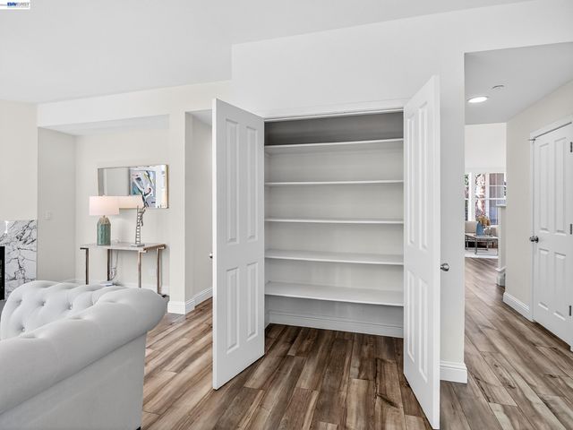 34907 Limestone Ct, Union City, CA 94587