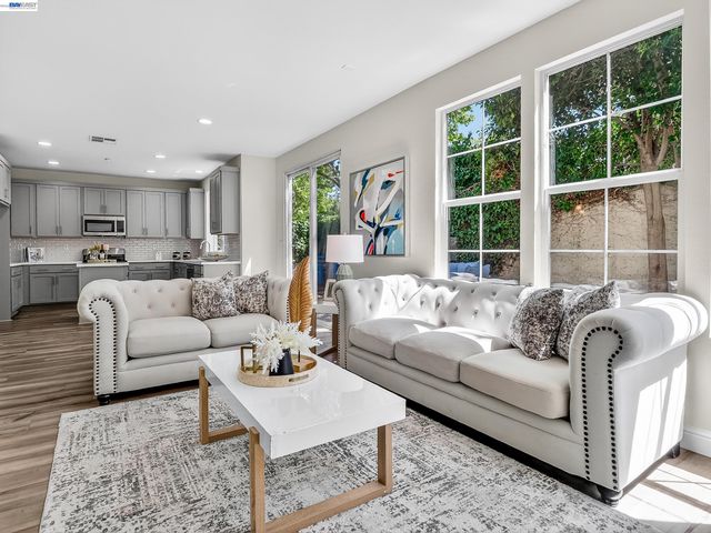 34907 Limestone Ct, Union City, CA 94587