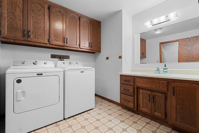8895 US HWY 141, Lena, WI 54139