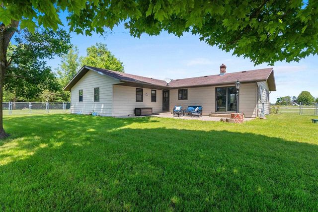 8895 US HWY 141, Lena, WI 54139