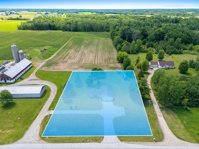 8895 US HWY 141, Lena, WI 54139