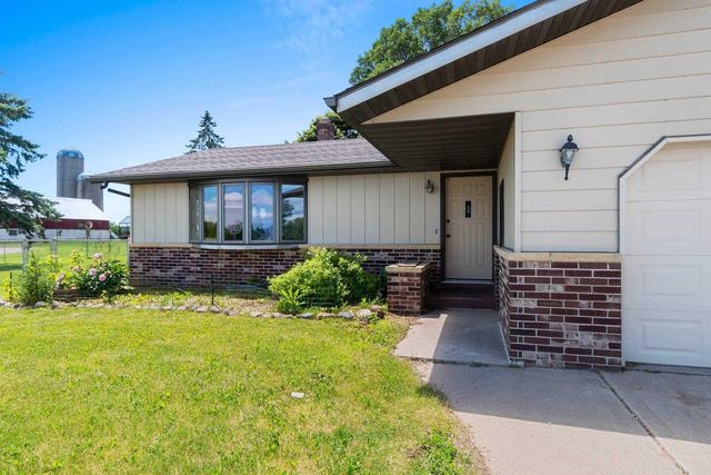 8895 US HWY 141, Lena, WI 54139