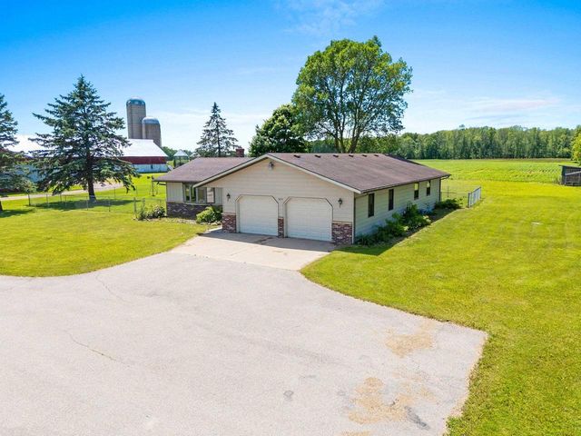 8895 US HWY 141, Lena, WI 54139
