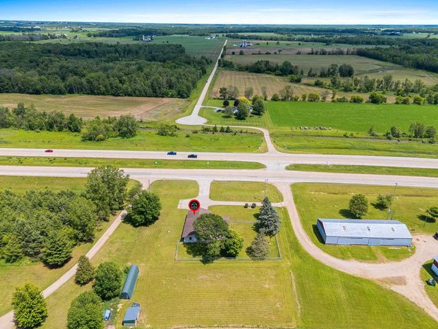 8895 US HWY 141, Lena, WI 54139