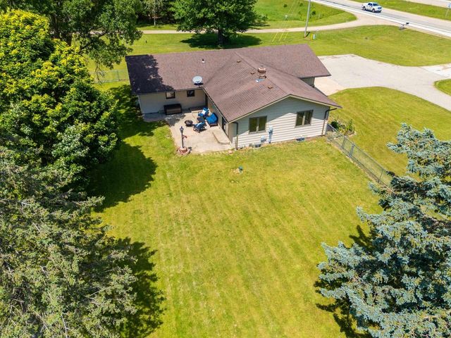 8895 US HWY 141, Lena, WI 54139