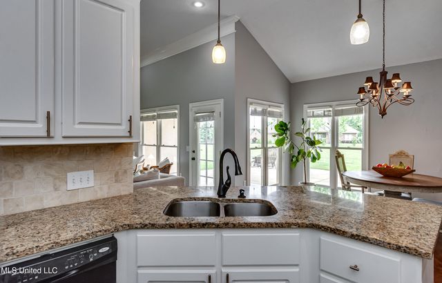 126 Beaufort Circle, Madison, MS 39110