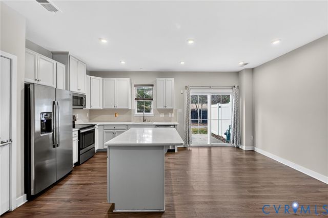 11325 Winding Brook Terrace Dr, Hanover, VA 23005