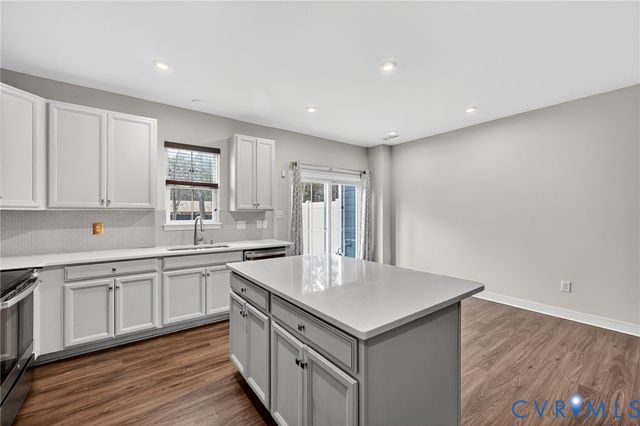 11325 Winding Brook Terrace Dr, Hanover, VA 23005