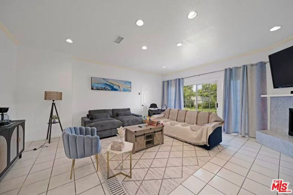 15213 Daphne Avenue, Gardena, CA 90249