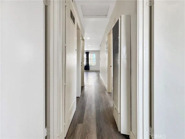 1400 W 65th, Los Angeles, CA 90047
