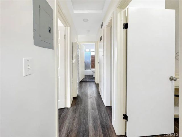 1400 W 65th, Los Angeles, CA 90047