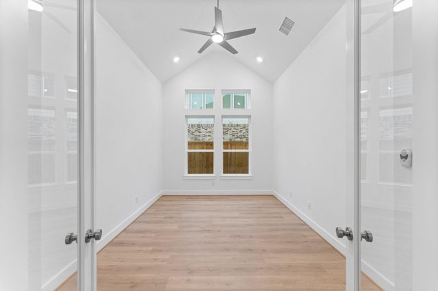 26915 Longwood Ledge Drive, Spring, TX 77389