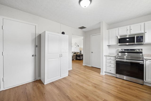 4628 Parkwick Drive, Columbus, OH 43228