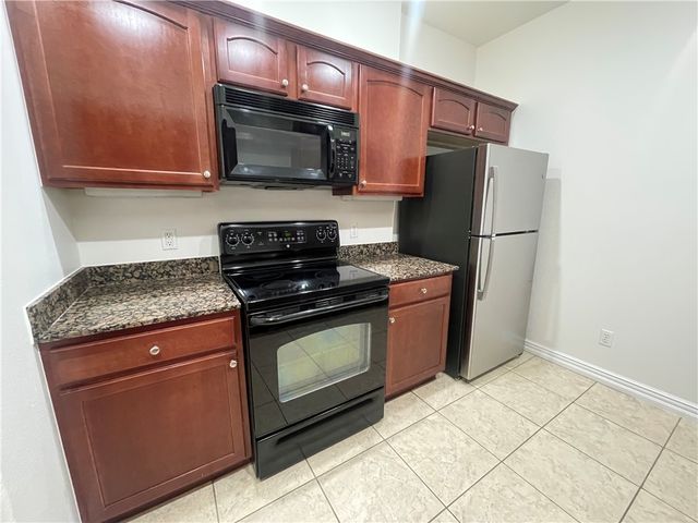 2814 W Valley West Court, Rogers, AR 72756