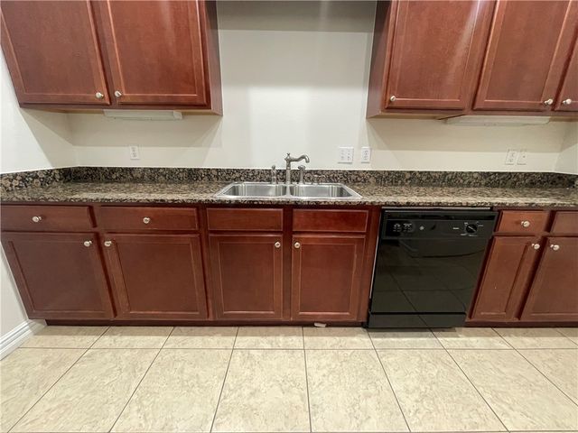 2814 W Valley West Court, Rogers, AR 72756