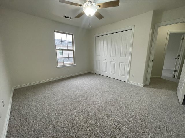 2814 W Valley West Court, Rogers, AR 72756