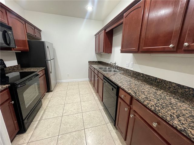 2814 W Valley West Court, Rogers, AR 72756