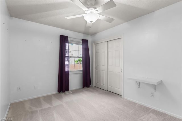 3997 Valley Court B, Winston-salem, NC 27106