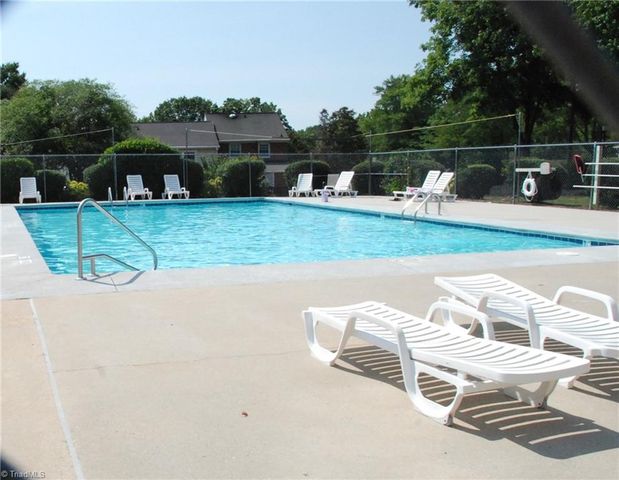 3997 Valley Court B, Winston-salem, NC 27106