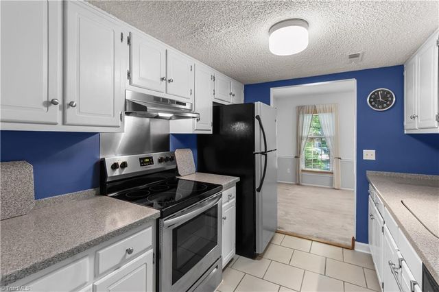 3997 Valley Court B, Winston-salem, NC 27106