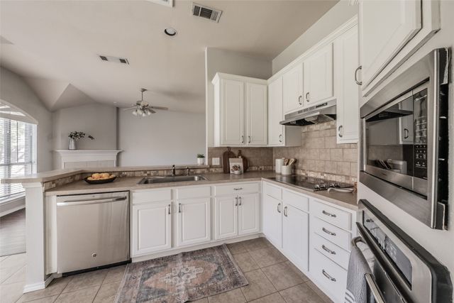 2900 Dunbar Drive, Mckinney, TX 75072