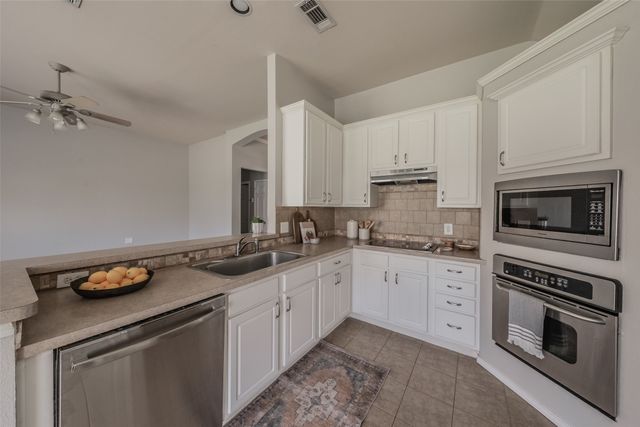 2900 Dunbar Drive, Mckinney, TX 75072